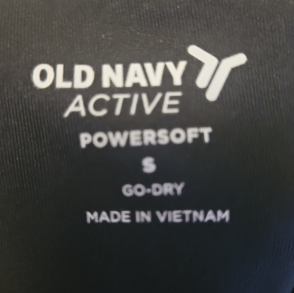 Old Navy Active Women's Size S Powersoft Black Cropped Longsleeve Top Thumbholes - Picture 3 of 6